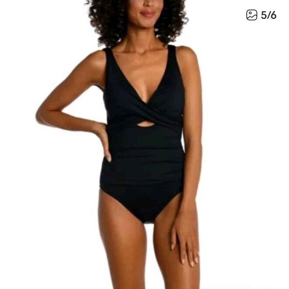 La Blanca Swimsuit One Piece Black Size 6 Island Goddess Twist Keyhole NWOT
